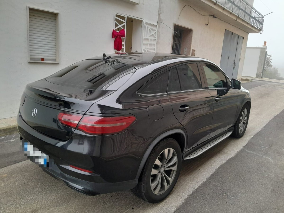 Mercedes-Benz GLE Coupé 350 d 4Matic Coupé Sport (7)