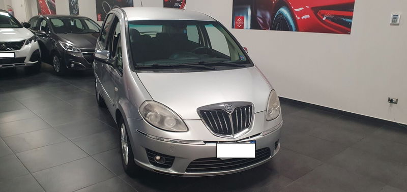Lancia Musa 1.3 Mjt 95 CV DFN Gold