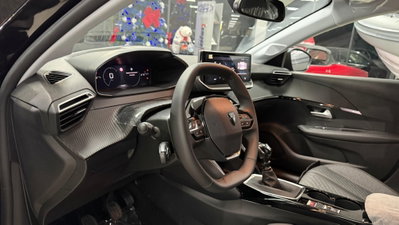 Peugeot 208 PureTech 100 Stop&Start 5 porte Allure (13)