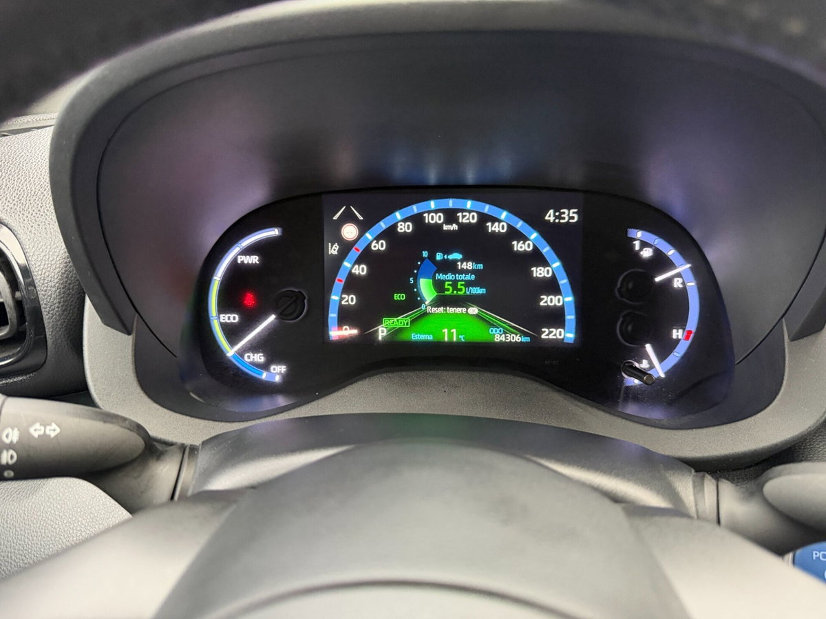 Toyota Yaris Cross 1.5h GR Sport Black Sky fwd 116cv e-cvt (16)