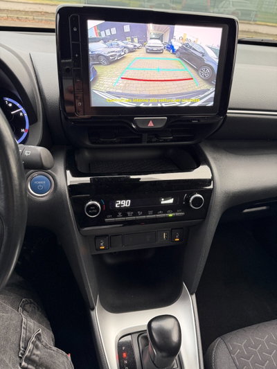 Toyota Yaris Cross 1.5 Hybrid 5p. E-CVT Trend (17)