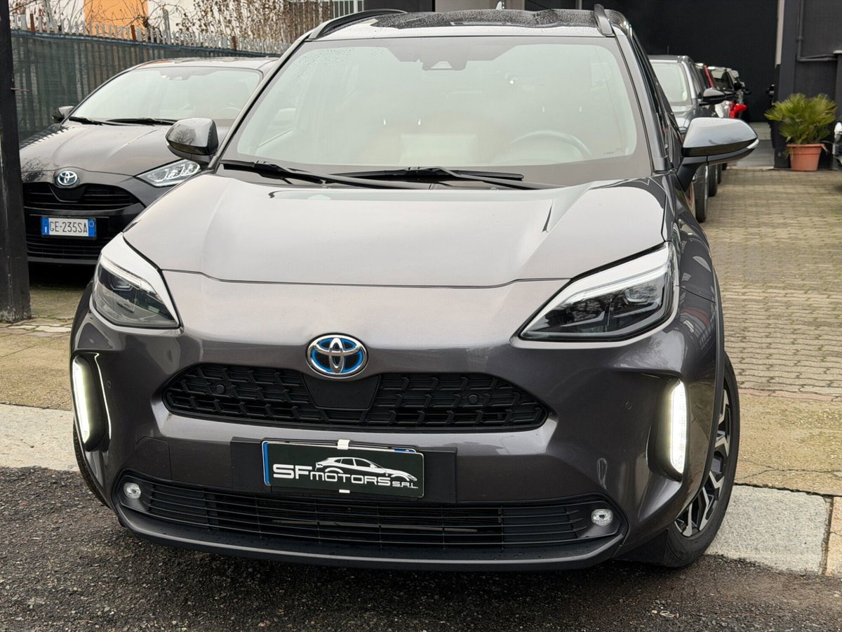Toyota Yaris Cross 1.5h GR Sport Black Sky fwd 116cv e-cvt (7)