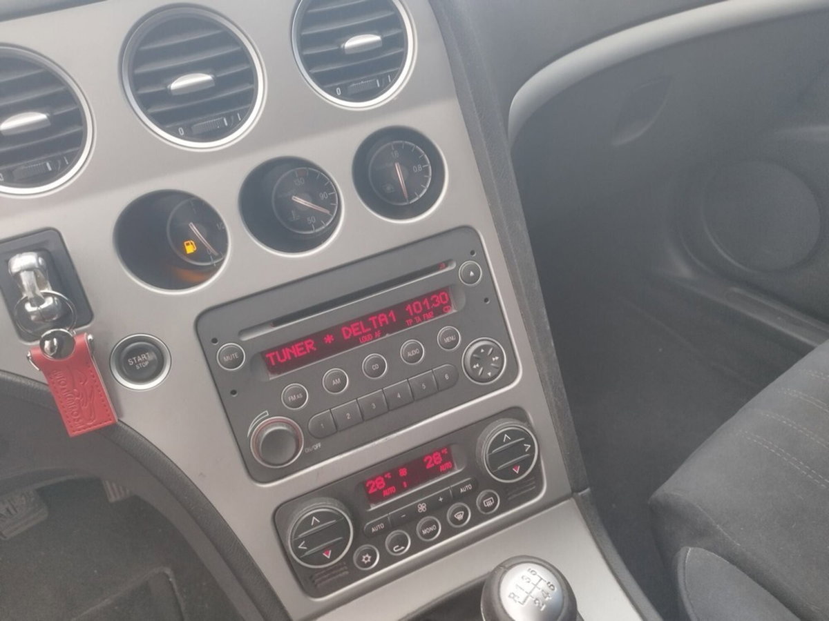 Alfa Romeo 159 SportWagon 1.9 JTDm 16V Sportwagon Progression (10)
