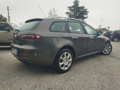 Alfa Romeo 159 SportWagon 1.9 JTDm 16V Sportwagon Progression (3)