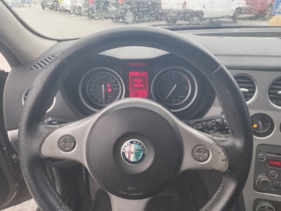 Alfa Romeo 159 SportWagon 1.9 JTDm 16V Sportwagon Progression (9)