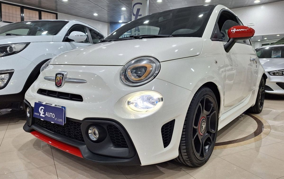 Abarth 595 595 1.4 Turbo T-Jet 160 CV Pista (13)