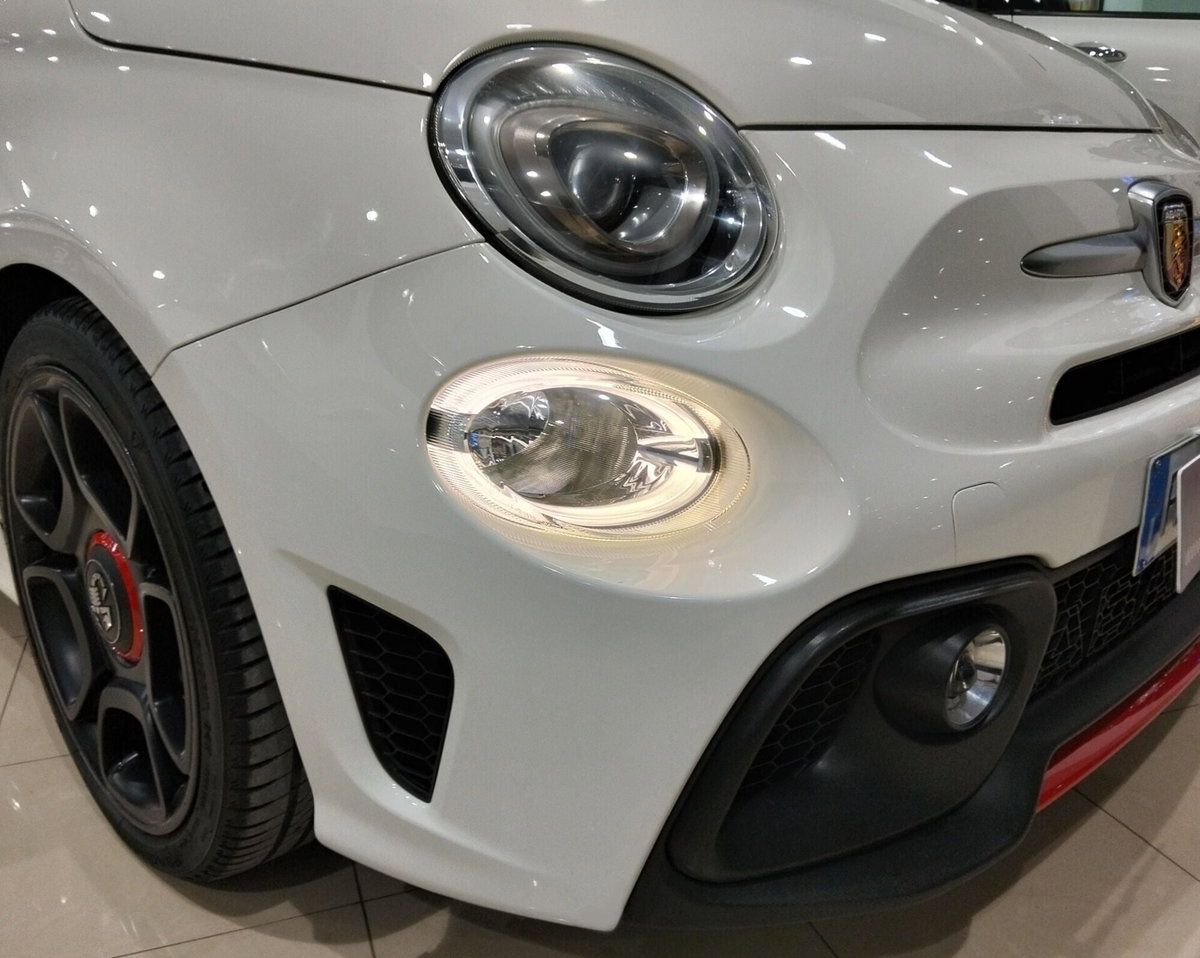 Abarth 595 595 1.4 Turbo T-Jet 160 CV Pista (2)