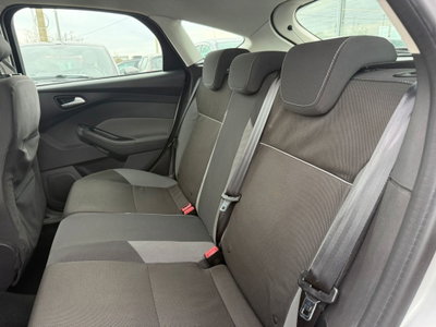 Ford Focus 1.6 TDCi 115 CV (13)