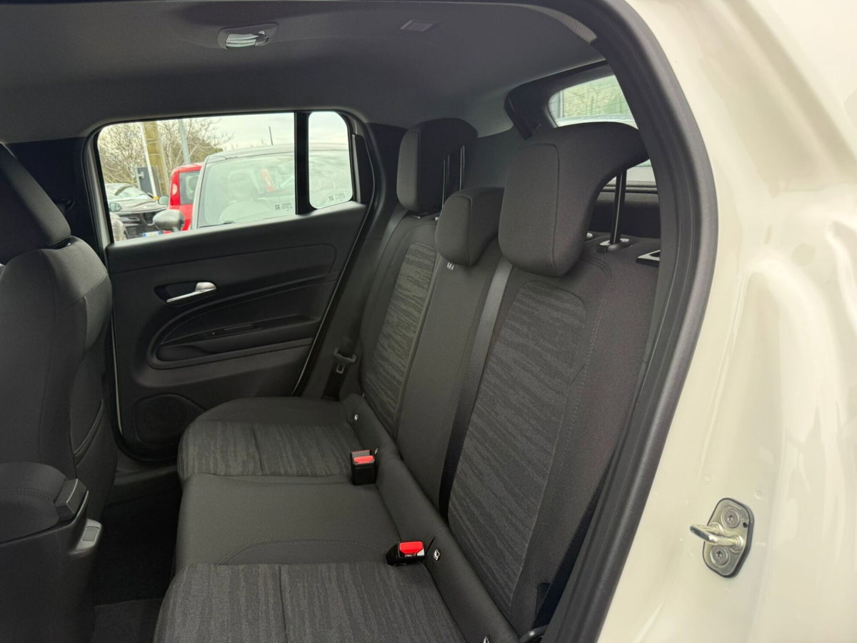Jeep Avenger 1.2 turbo Longitude fwd 100cv (10)