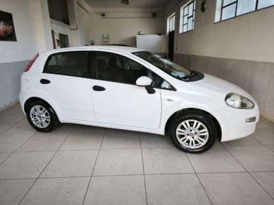 Fiat Punto 1.3 MJT II 75 CV 5 porte Street usata