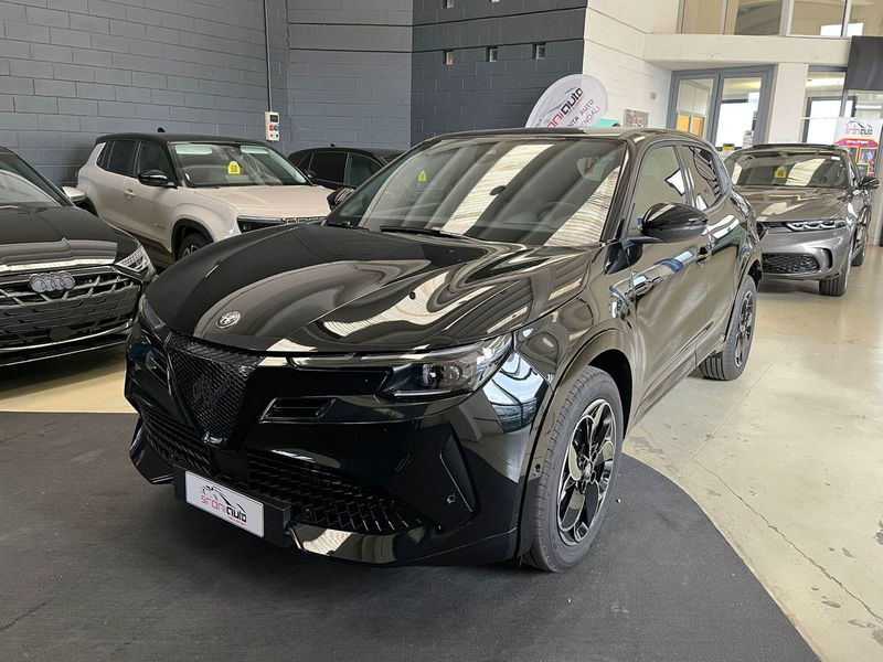 Alfa Romeo Junior 1.2 ibrida Q4 Intensa 145cv edct6