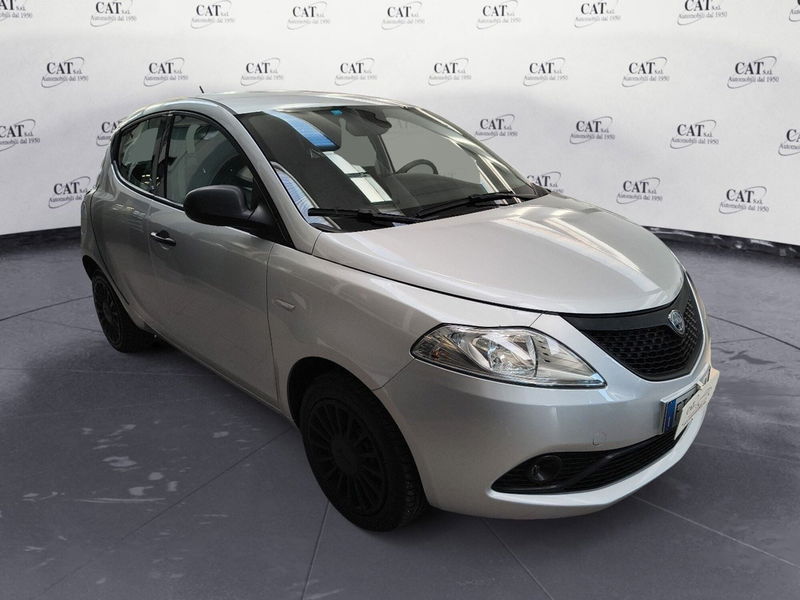 Lancia Ypsilon 1.2 69 CV 5 porte Elefantino Blu