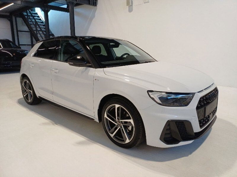 Audi A1 Sportback 30 TFSI S line edition
