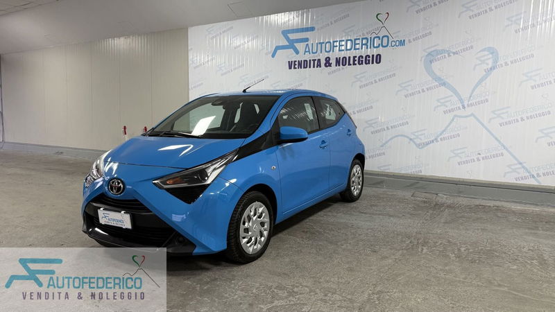 Toyota Aygo Connect 1.0 VVT-i 72 CV 5 porte x-clusiv
