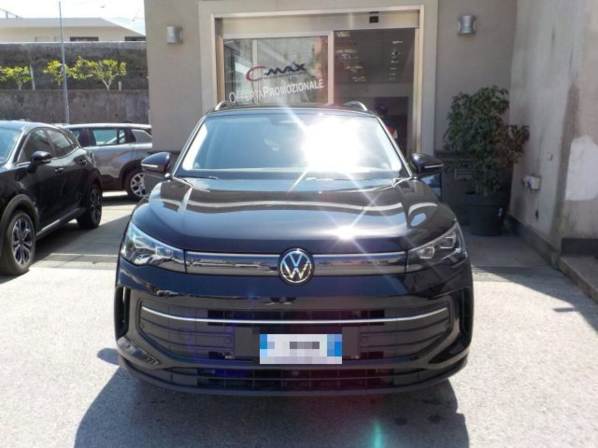 Volkswagen Tiguan 1.5 etsi Edition 130cv dsg (3)