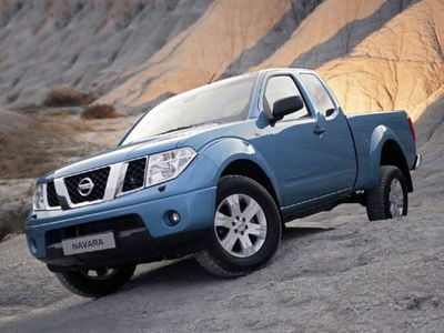 Nissan Navara 2.5 dCi 2 porte King Cab XE usato