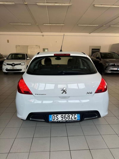 Peugeot 308 1.6 8V HDi 112CV 5p. Business (13)