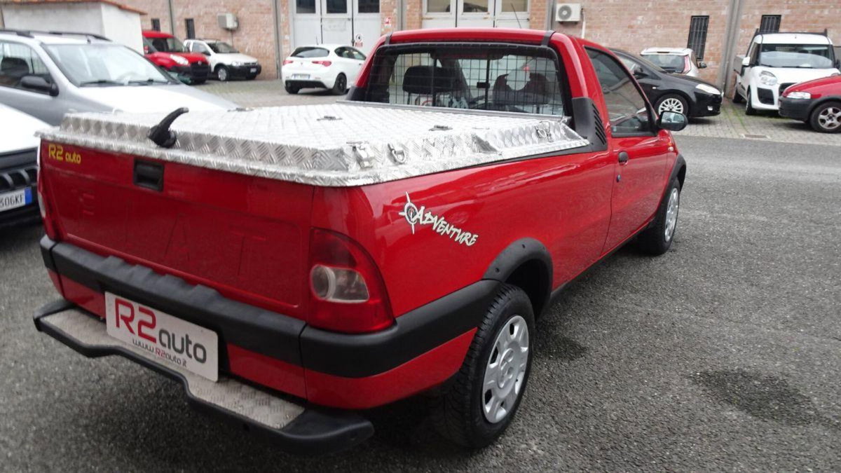 Fiat Strada 1.9 diesel Pick-up (8)