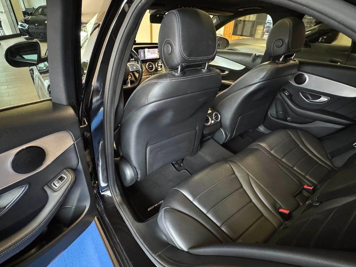 Mercedes-Benz Classe C 200 d Auto Premium Plus (11)