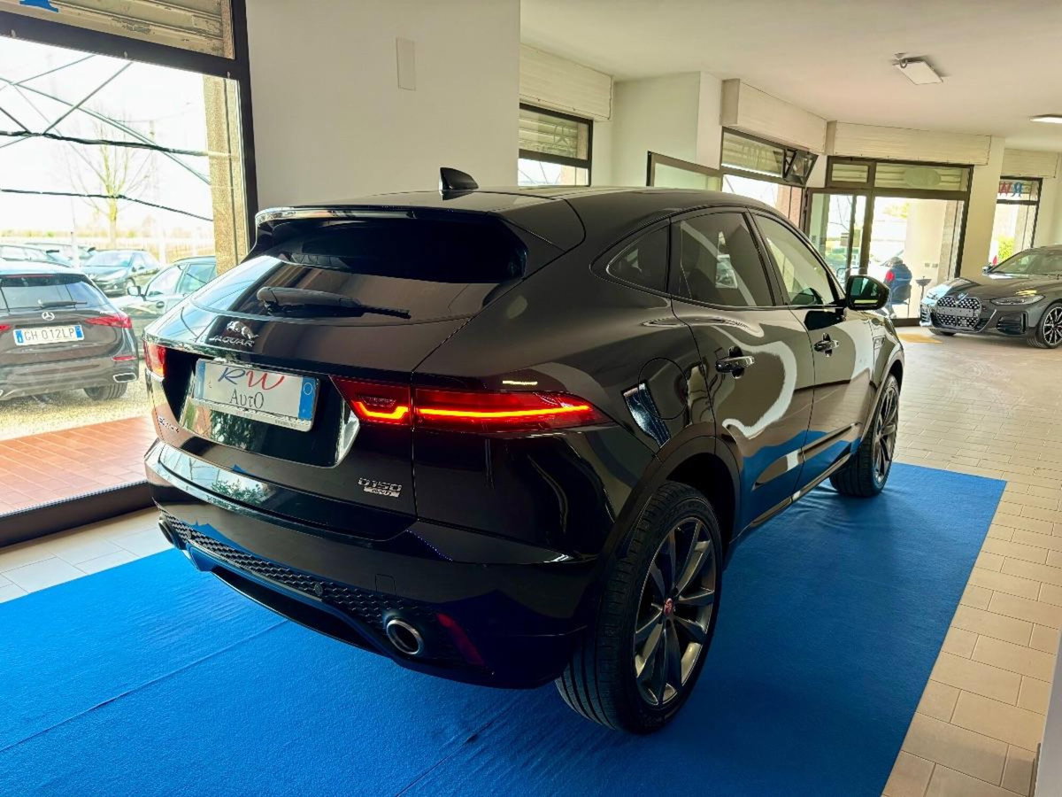 Jaguar E-Pace 2.0D 150 CV AWD aut. R-Dynamic SE (5)