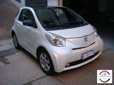 Toyota iQ 1.0 CVT Sol usata