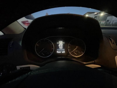 Skoda Octavia 1.6 Elegance GPLine (10)
