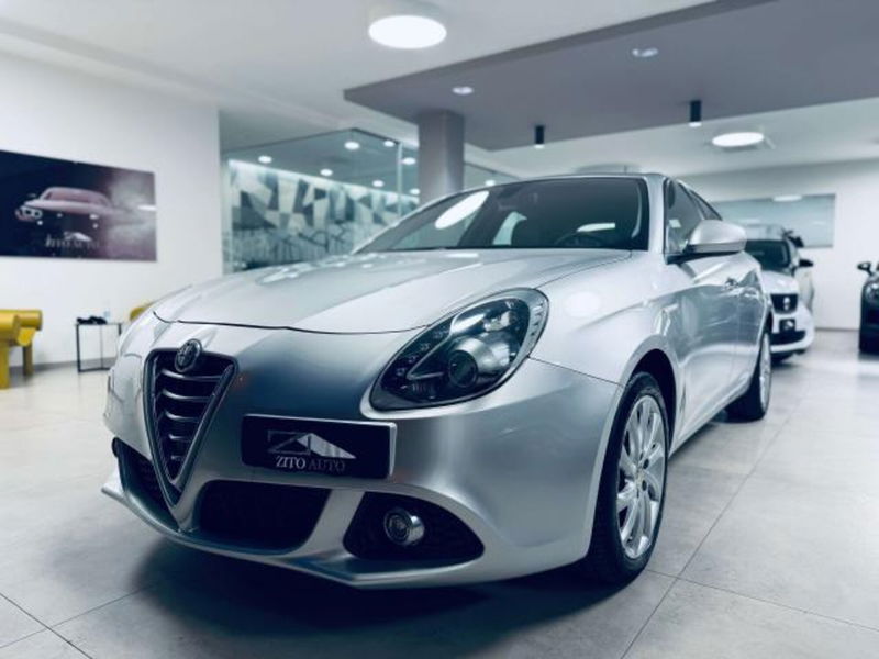 Alfa Romeo Giulietta 1.6 JTDm Moving