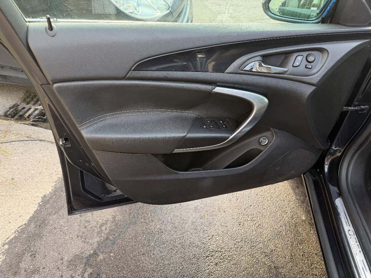 Opel Insignia CDTI Start&Stop 5 porte Advance (8)