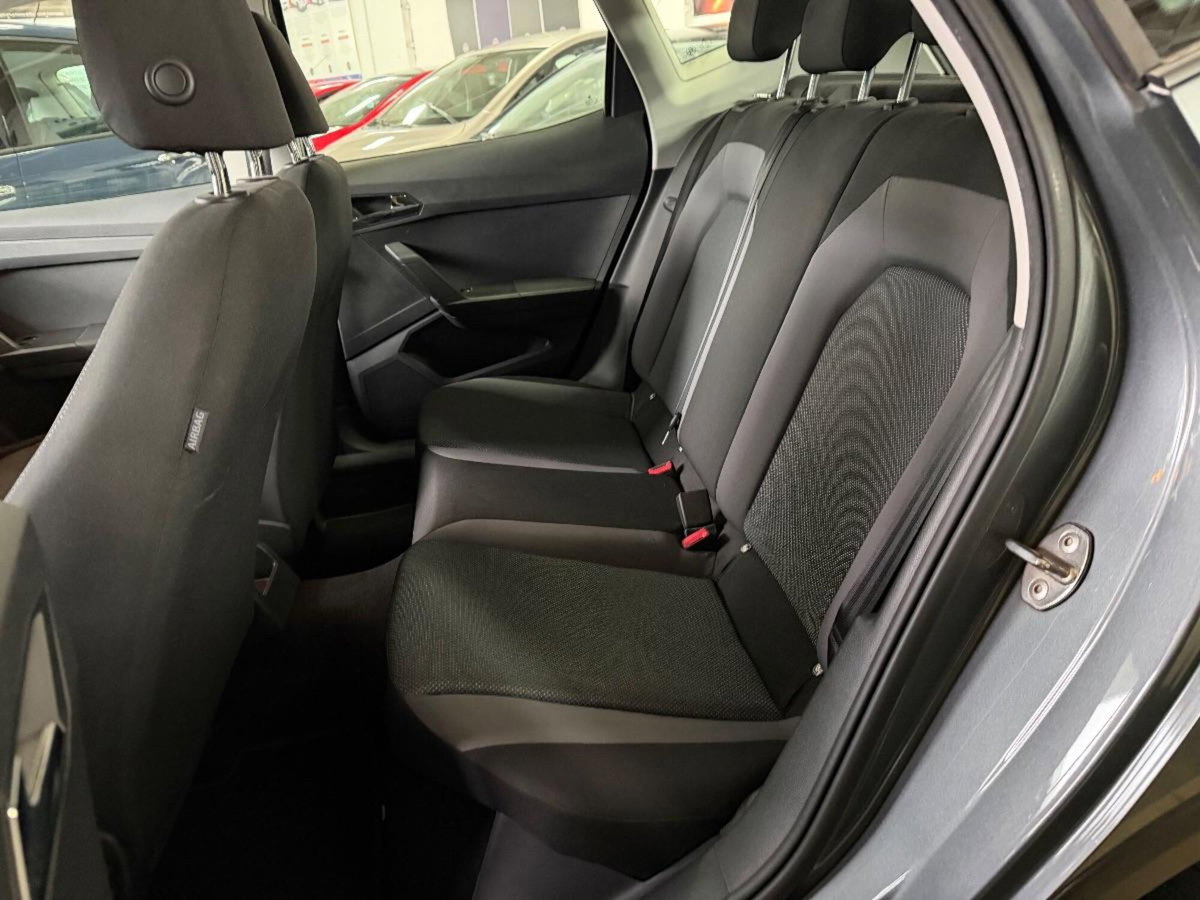 SEAT Arona 1.6 TDI 95 CV DSG XCELLENCE (12)