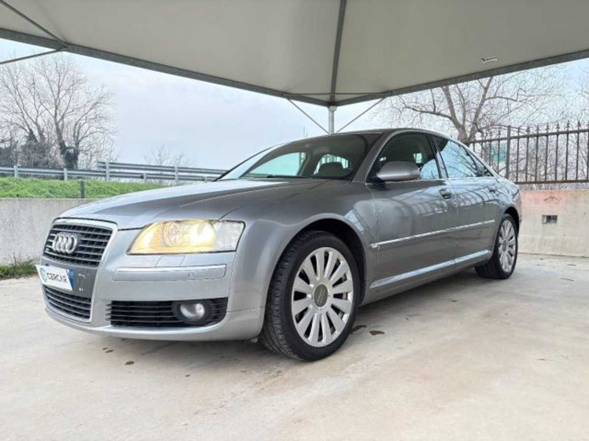 Audi A8 3.0 V6 TDI F.AP. quattro tiptronic