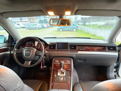 Audi A8 3.0 V6 TDI F.AP. quattro tiptronic (9)