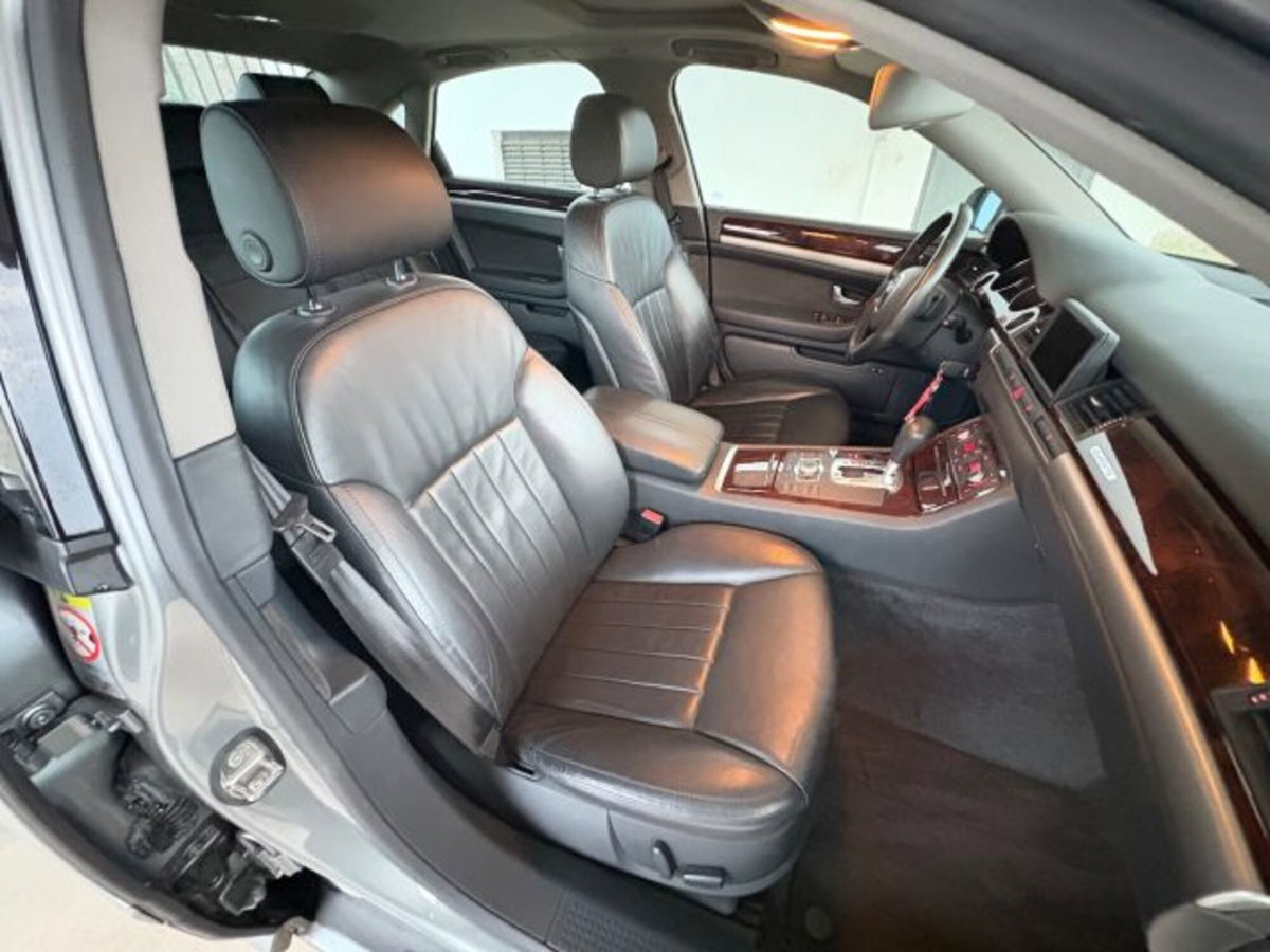 Audi A8 3.0 V6 TDI F.AP. quattro tiptronic (10)