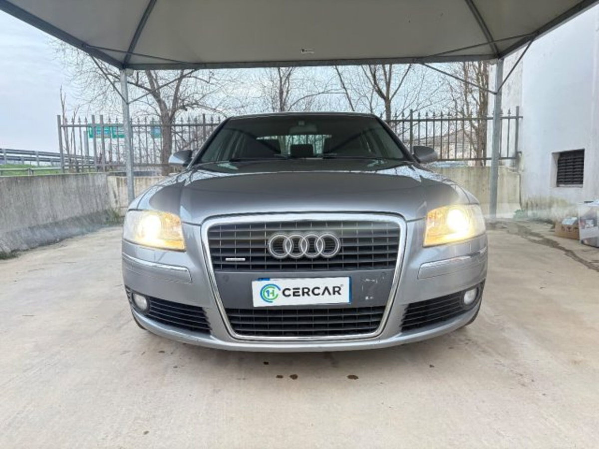 Audi A8 3.0 V6 TDI F.AP. quattro tiptronic (2)