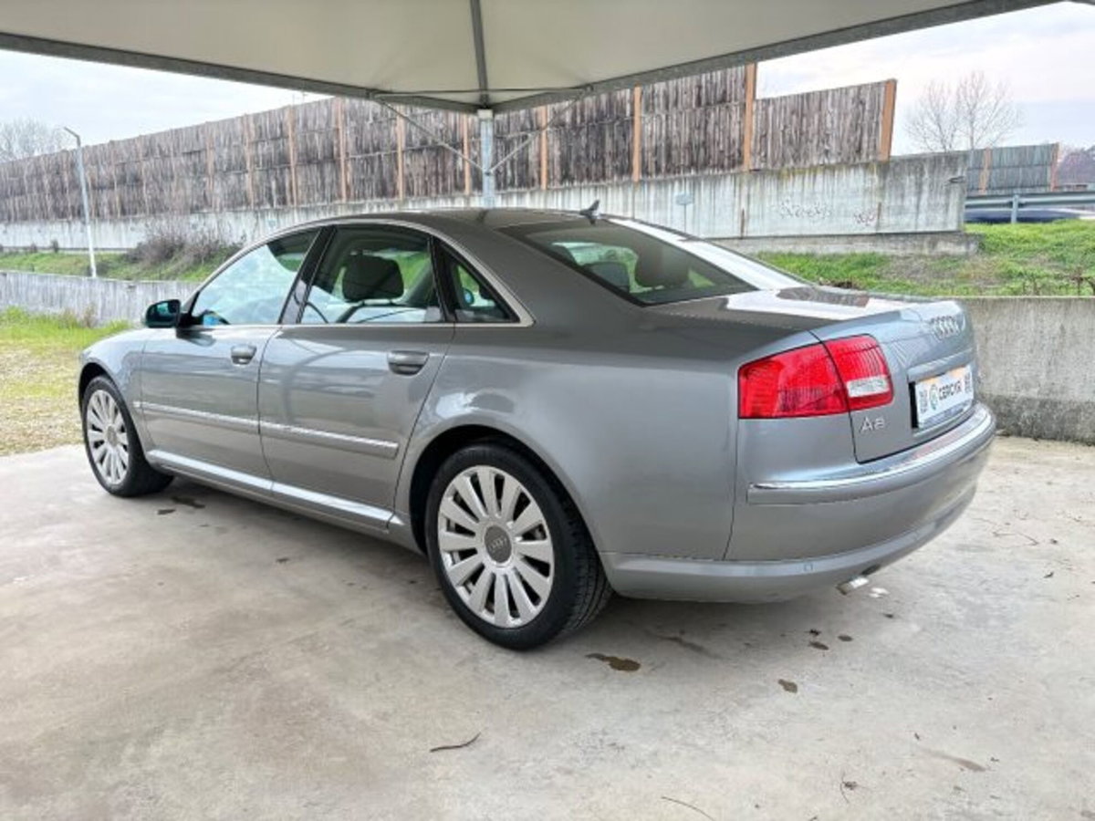Audi A8 3.0 V6 TDI F.AP. quattro tiptronic (4)