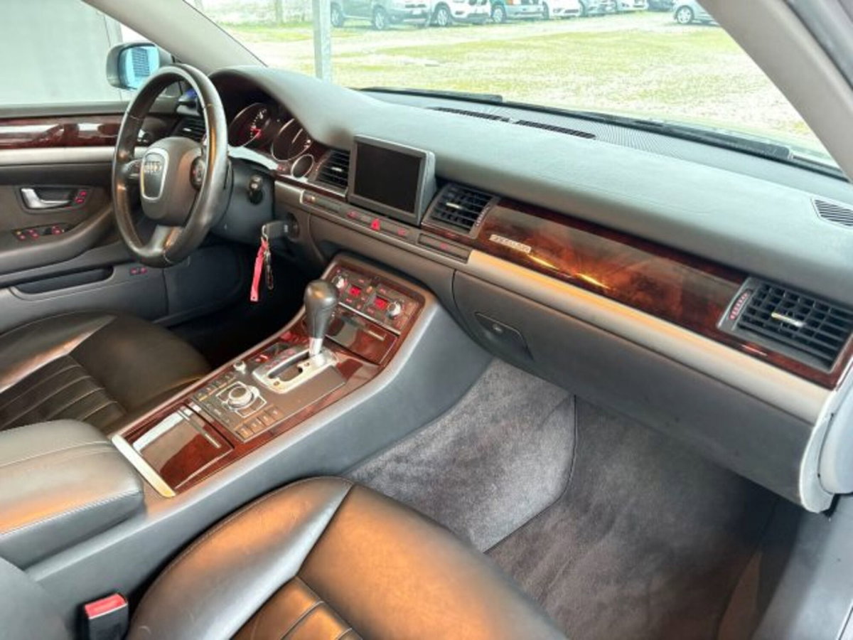 Audi A8 3.0 V6 TDI F.AP. quattro tiptronic (8)