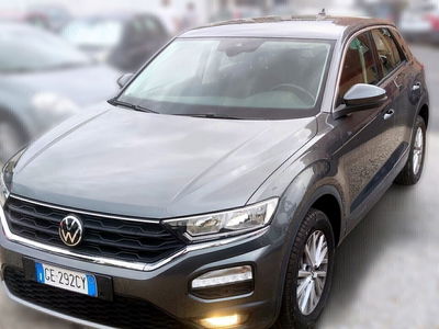 Volkswagen T-Roc 2.0 TDI SCR 150 CV DSG Business BlueMotion Technology usata