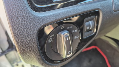 Volkswagen Golf GTI Performance 2.0 245 CV TSI 5p. BMT (12)