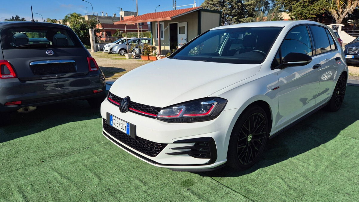 Volkswagen Golf GTI Performance 2.0 245 CV TSI 5p. BMT (2)