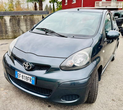 Toyota Aygo 1.0 12V VVT-i 5 porte Now Connect usata