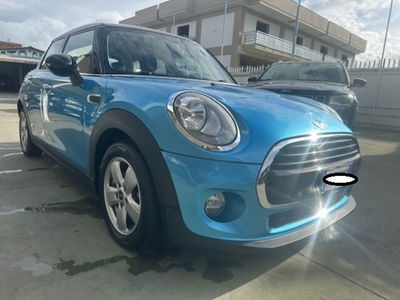 MINI Mini 1.5 Cooper D 5 porte usata