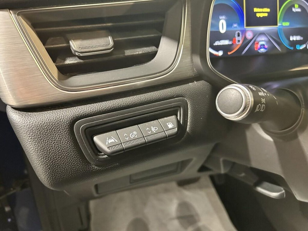 Renault Captur Plug-in Hybrid E-Tech 160 CV Intens (11)