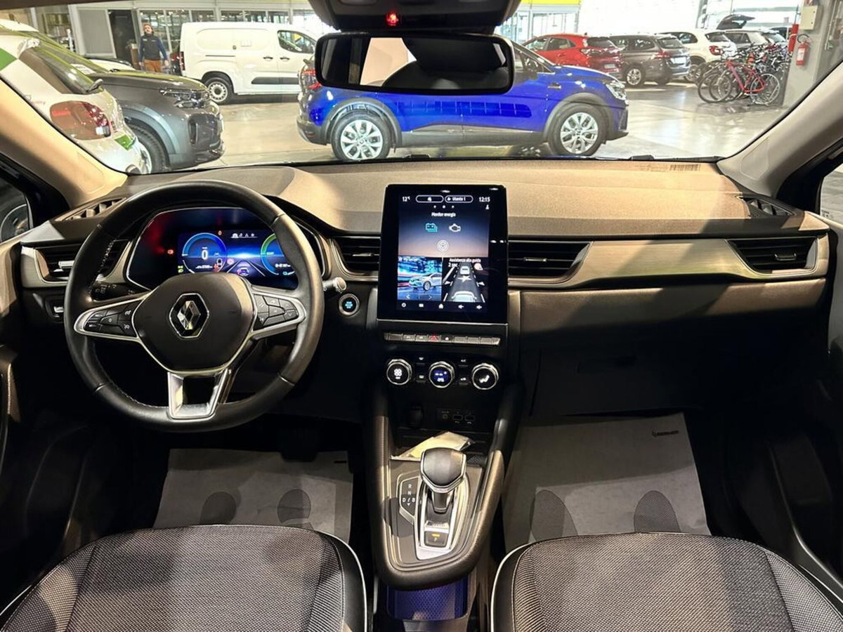 Renault Captur Plug-in Hybrid E-Tech 160 CV Intens (9)