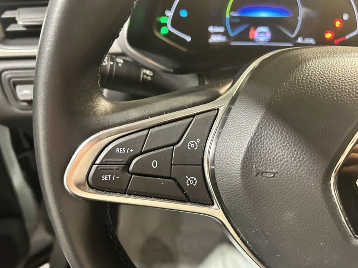 Renault Captur Full Hybrid E-Tech 145 CV Intens (12)
