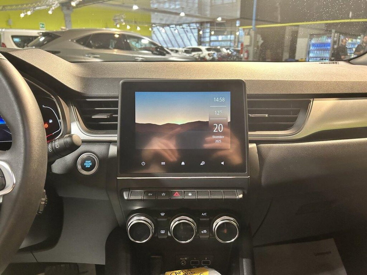 Renault Captur Full Hybrid E-Tech 145 CV Intens (14)