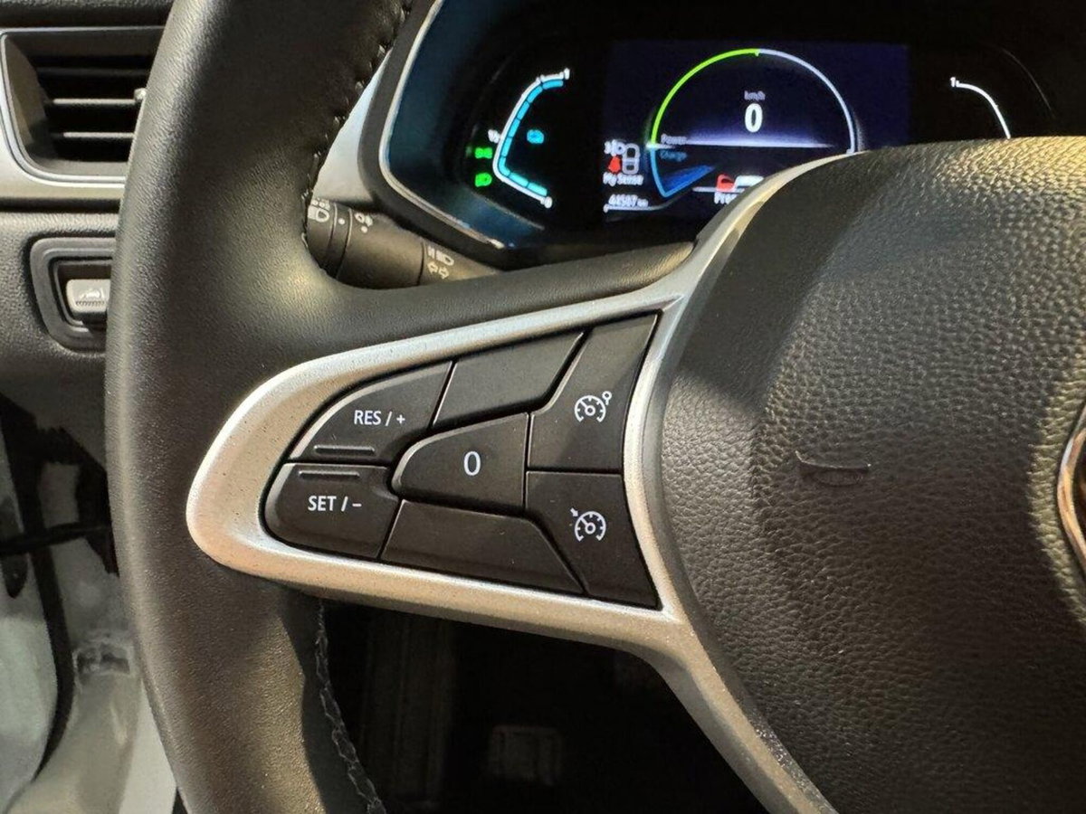 Renault Captur Full Hybrid E-Tech 145 CV Intens (11)