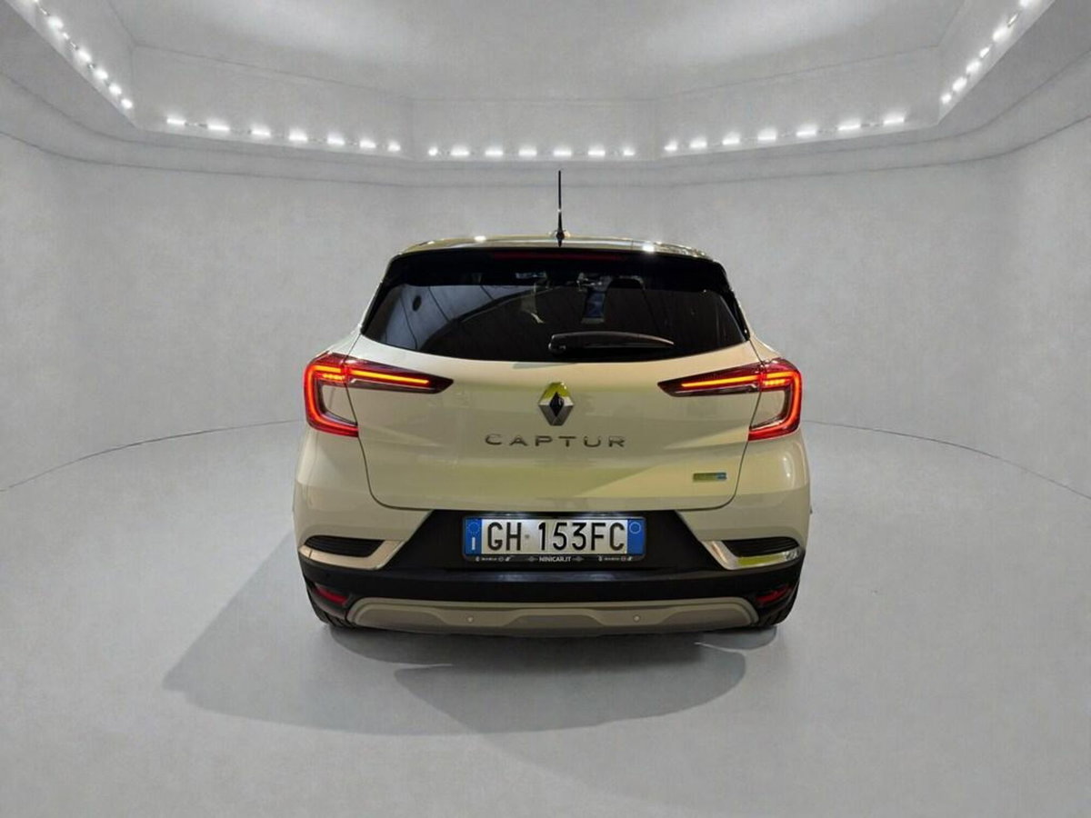 Renault Captur Full Hybrid E-Tech 145 CV Intens (5)