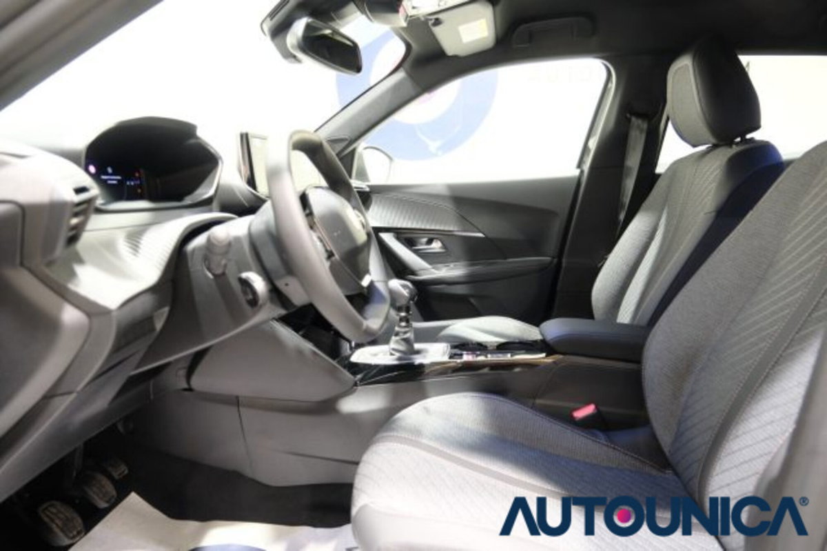 Peugeot 2008 PureTech 100 S&S Allure (20)