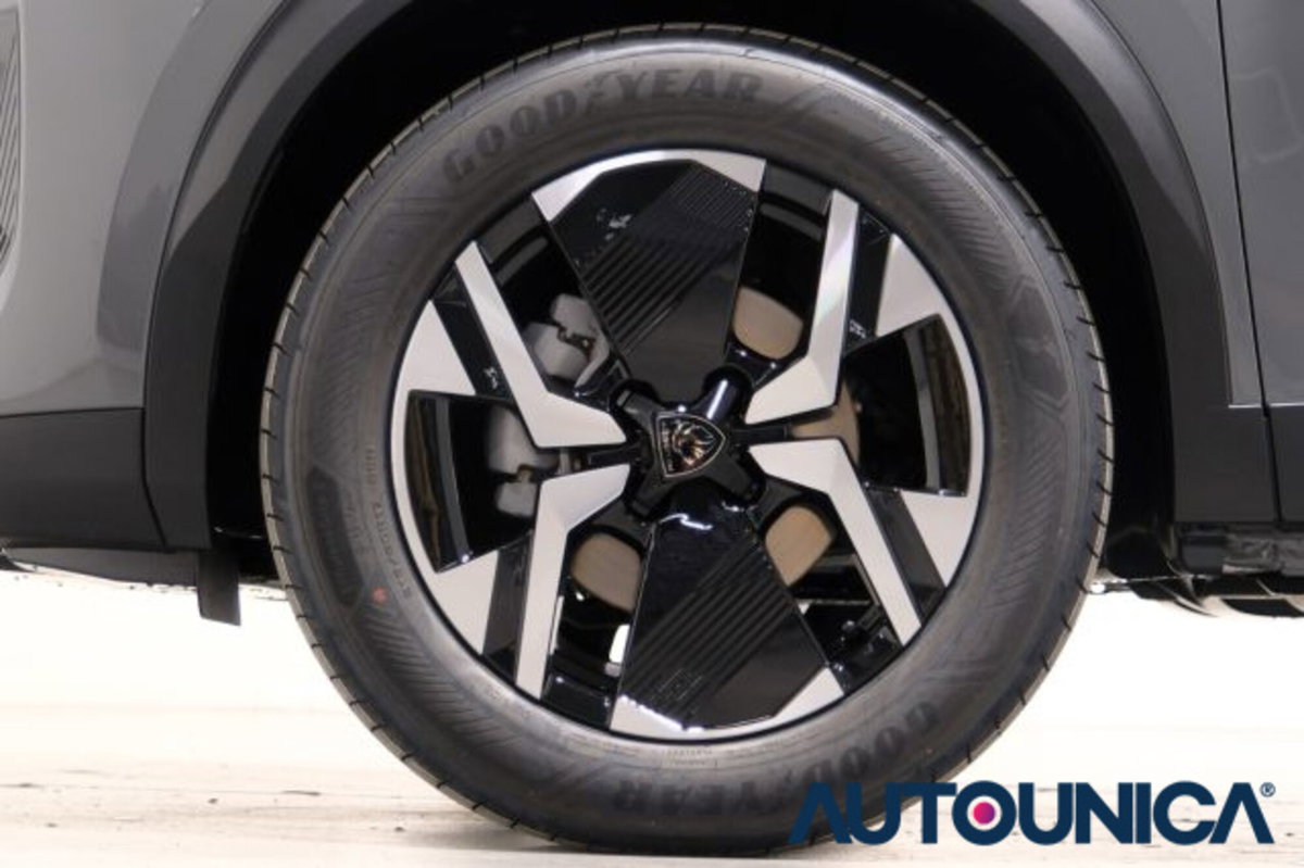Peugeot 2008 PureTech 100 S&S Allure (13)