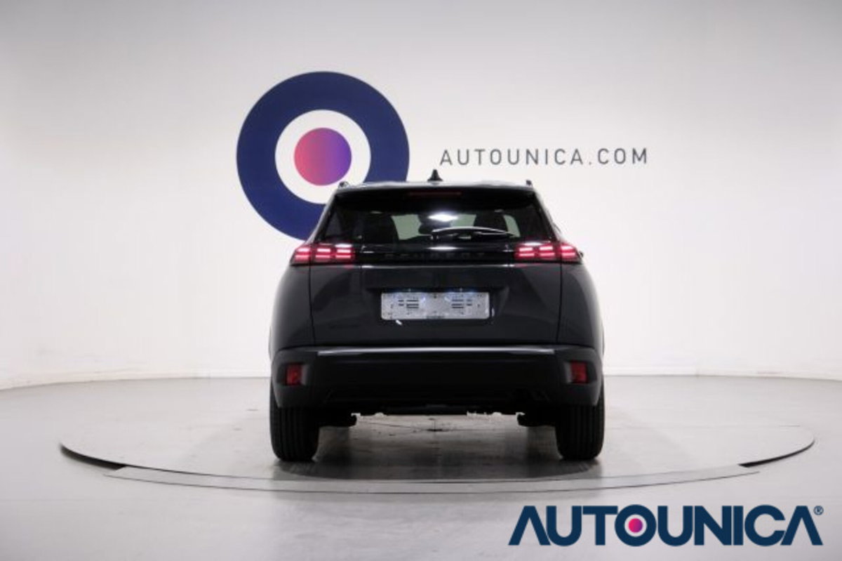 Peugeot 2008 PureTech 100 S&S Allure (15)