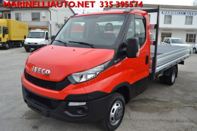 Iveco Daily Telaio 35C13 2.3 HPT PL-RG Cabinato usata